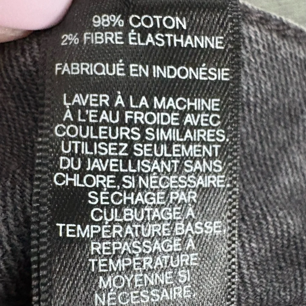 Express Black-Wash Distressed Jean Shorts - Picture 3 of 3